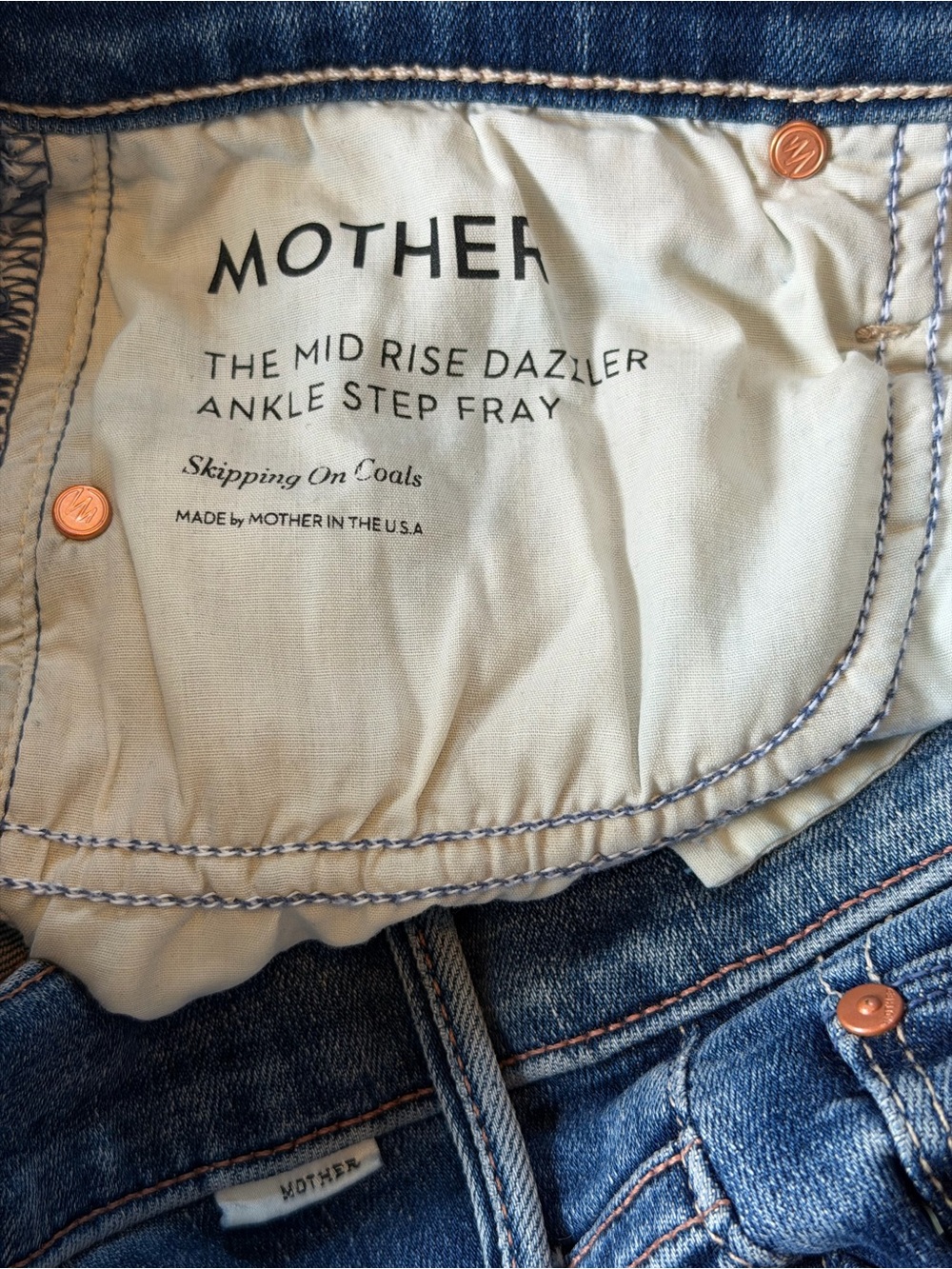 MOTHER Mid Rise Dazzler Ankle Step Fray Jeans Blue size 29 - Picture 6 of 9